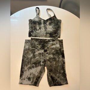 Lululemon Yoga Align Set (Sz 6)